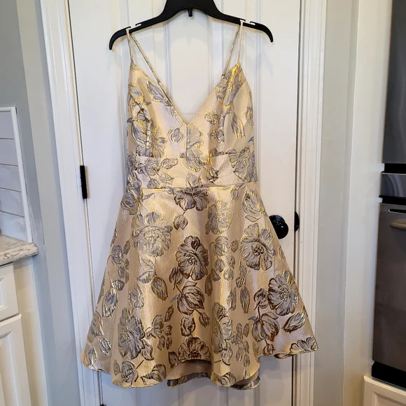Jules & Cleo | Dresses | Like New Cocktail Party Prom Dress Size 8 Jacquard Fit Flare | Poshmark Jules & Cleo | Dresses | Like New Cocktail Party Prom Dress Size 8 Jacquard Fit Flare | Poshmark